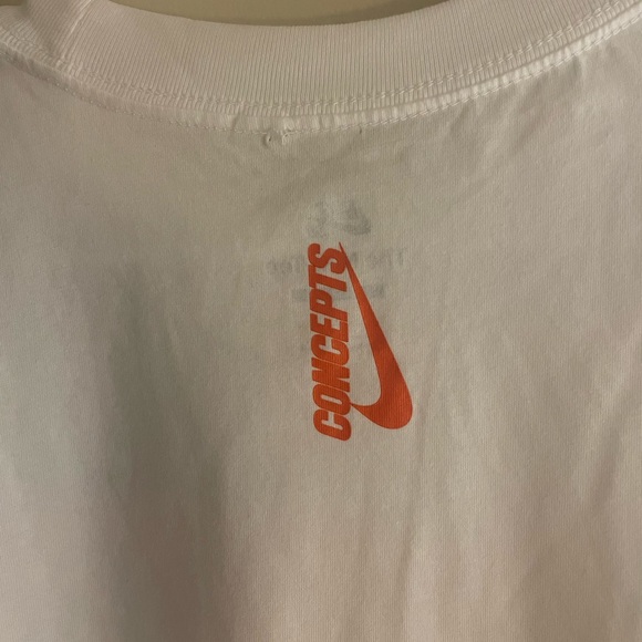 Nike SB x Concepts T-Shirt Size “L” loose fit - Picture 4 of 9